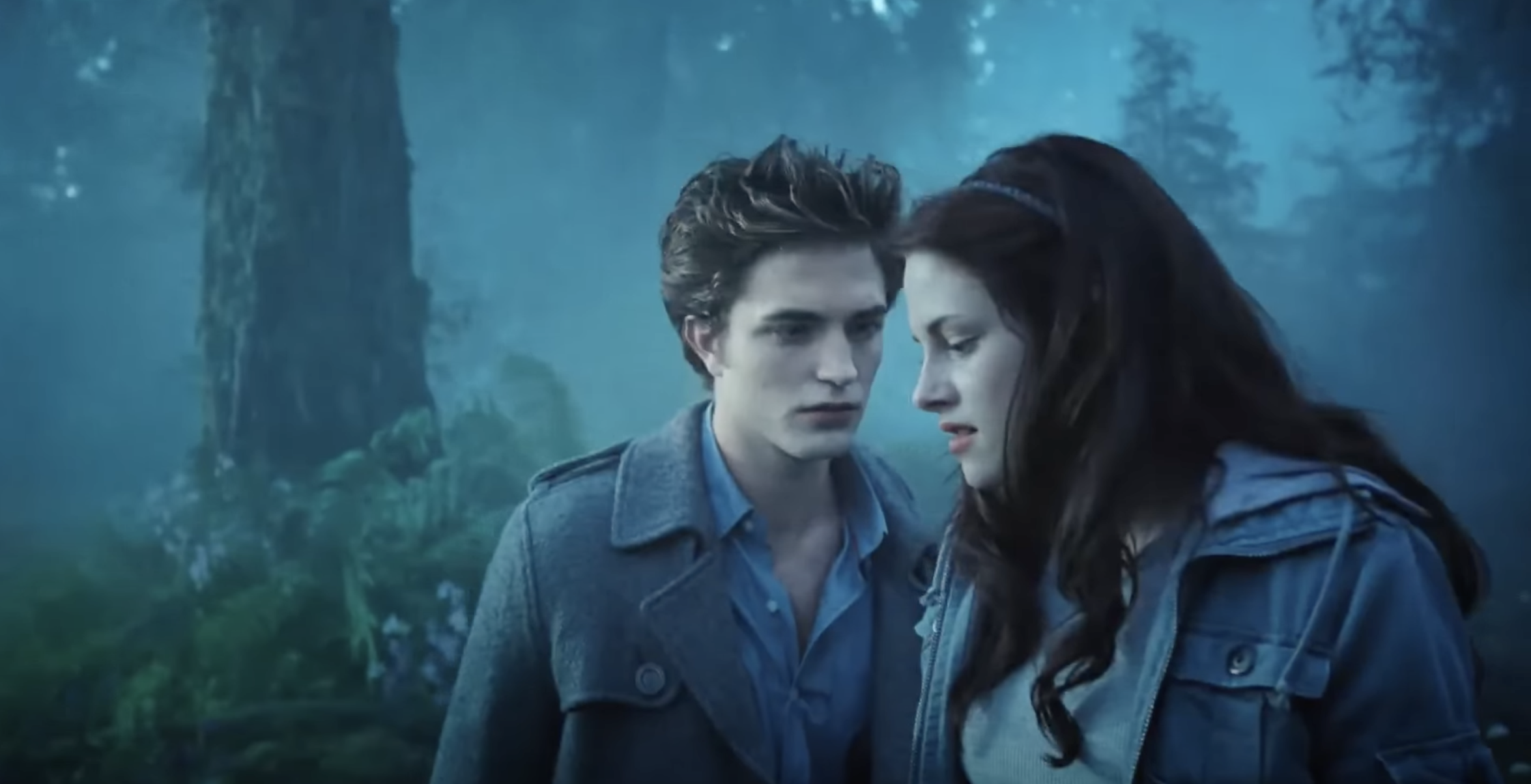 Edward and Bella Swan in Twilight trailer